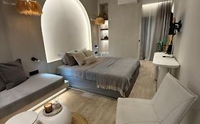 Erasmia Beachside Suites